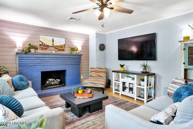 103 NW 25th Street, Oak Island, NC 28465