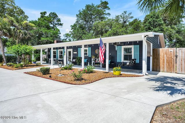 103 NW 25th Street, Oak Island, NC 28465
