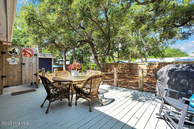 103 NW 25th Street, Oak Island, NC 28465
