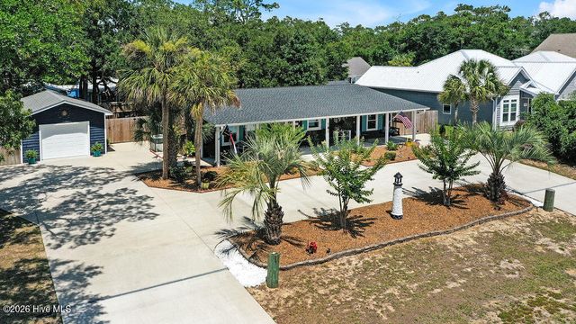 103 NW 25th Street, Oak Island, NC 28465