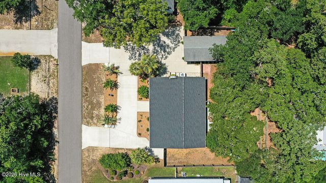 103 NW 25th Street, Oak Island, NC 28465