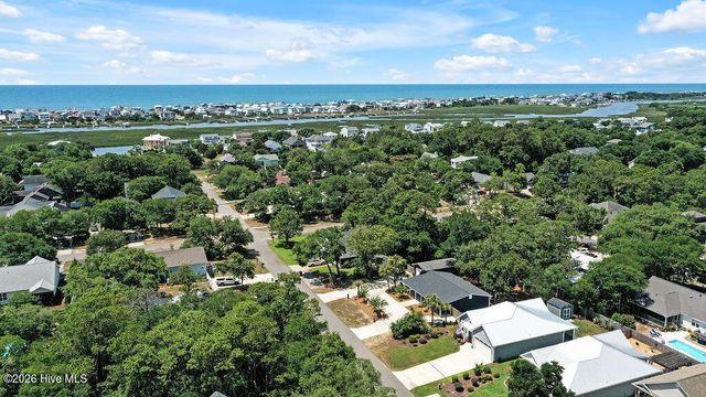 103 NW 25th Street, Oak Island, NC 28465