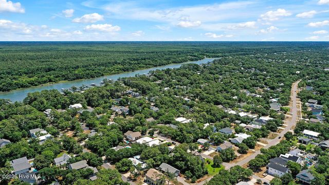 103 NW 25th Street, Oak Island, NC 28465