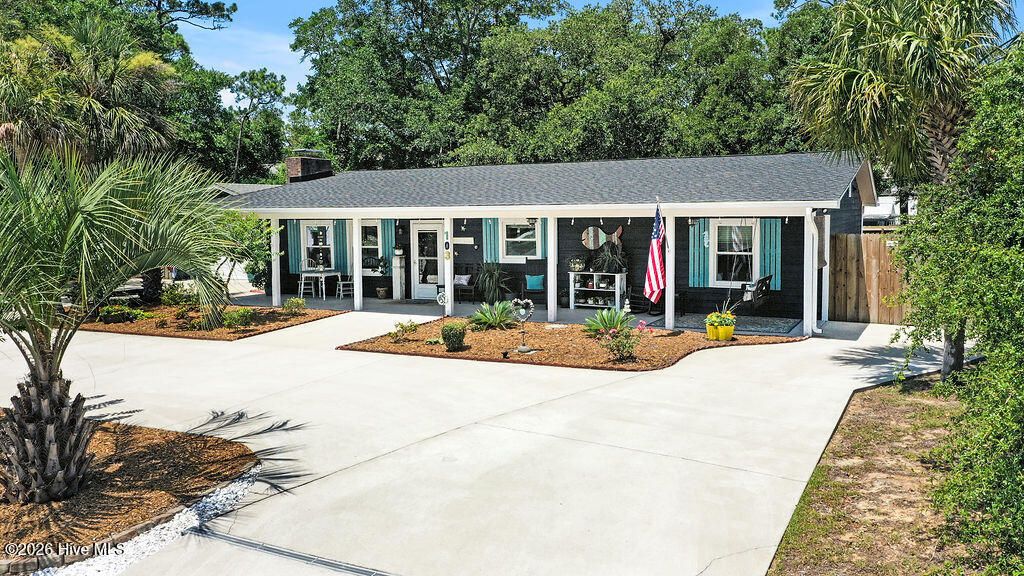 103 NW 25th Street, Oak Island, NC 28465