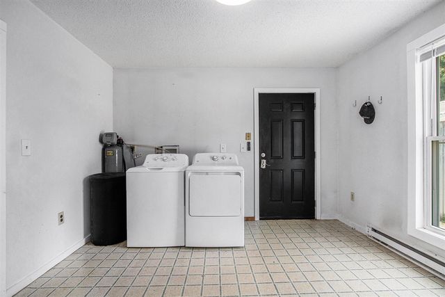 68715 66th Avenue, Watervliet, MI 49098