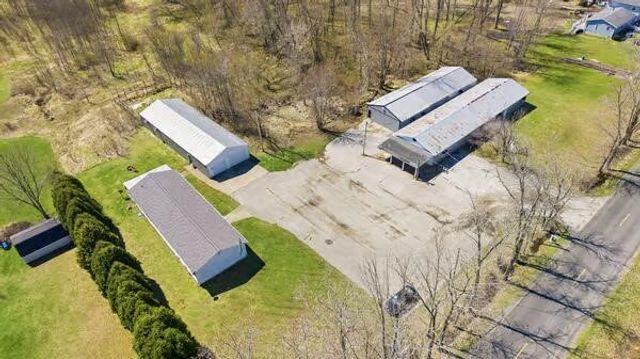 68715 66th Avenue, Watervliet, MI 49098