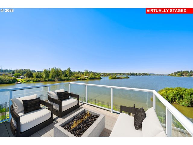 21795 Ne LACHENVIEW Ln, Fairview, OR 97024