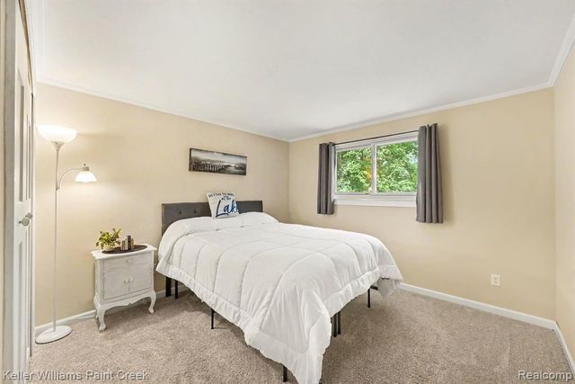 2404 Browning Drive, Lake Orion, MI 48360