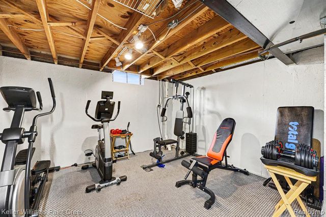 2404 Browning Drive, Lake Orion, MI 48360
