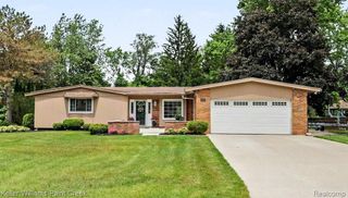 2404 Browning Drive, Lake Orion, MI 48360