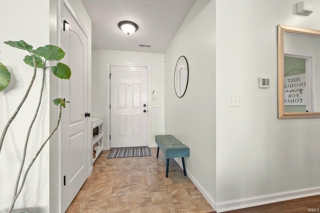 12905 Magnolia Creek Trail, Fort Wayne, IN 46814