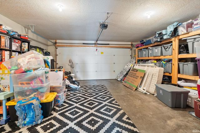 12905 Magnolia Creek Trail, Fort Wayne, IN 46814