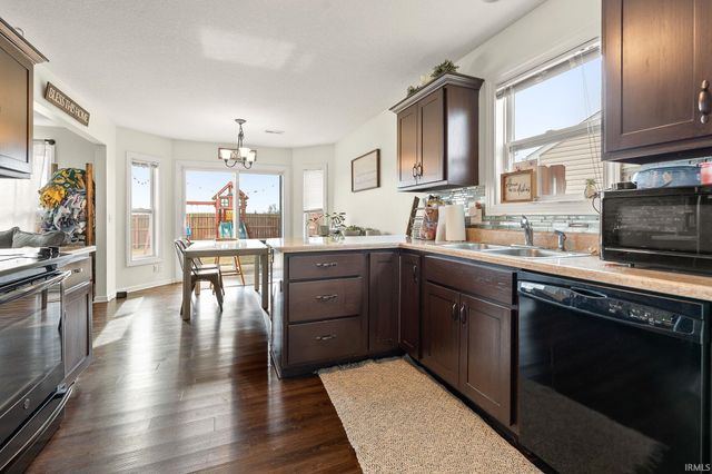 12905 Magnolia Creek Trail, Fort Wayne, IN 46814