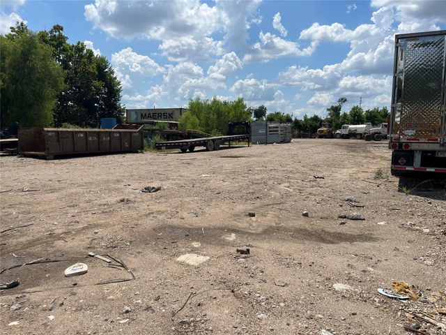 7941 Dockal Road, Houston, TX 77028