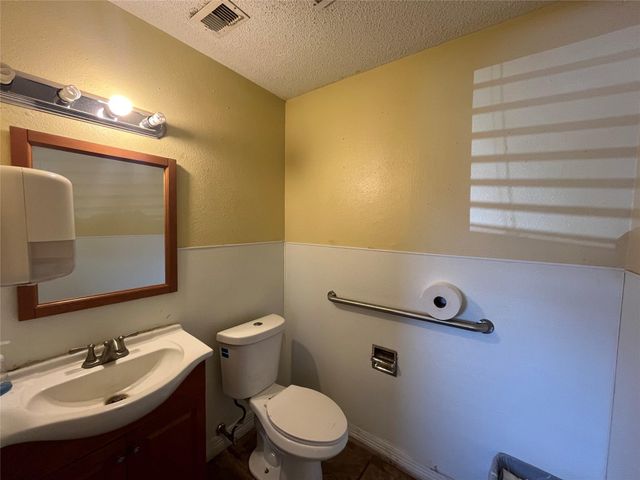 7941 Dockal Road, Houston, TX 77028