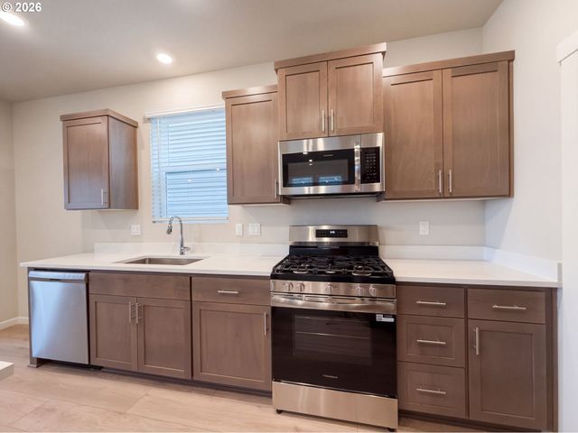 11317 Nw 317TH Ave, North Plains, OR 97133