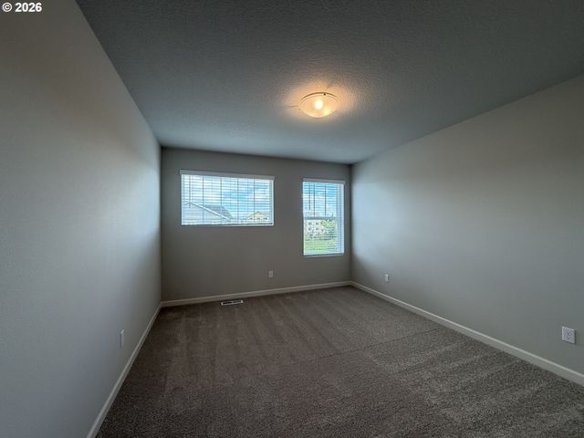 11317 Nw 317TH Ave, North Plains, OR 97133