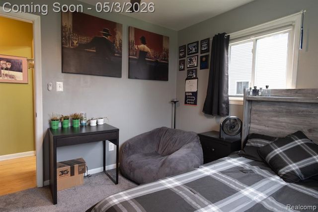 27604 Rialto Street, Madison Heights, MI 48071