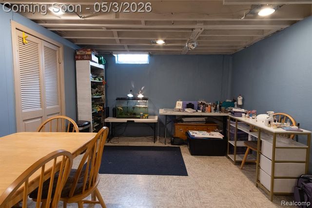 27604 Rialto Street, Madison Heights, MI 48071