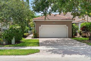 2901 E Aragon Boulevard 1, Sunrise, FL 33313