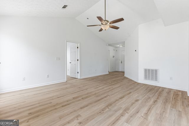 204 Apple Valley Road, Macon, GA 31217