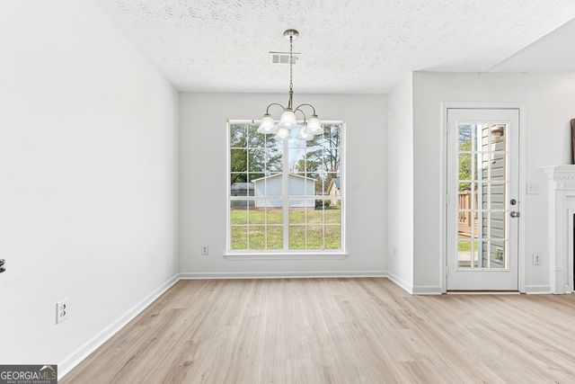 204 Apple Valley Road, Macon, GA 31217