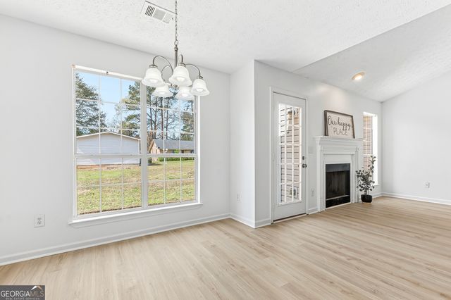 204 Apple Valley Road, Macon, GA 31217