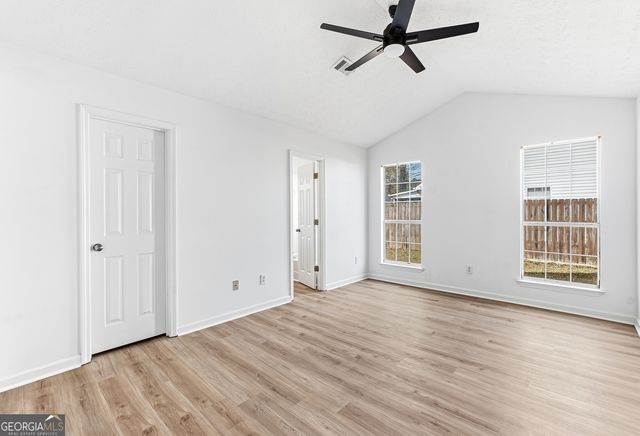 204 Apple Valley Road, Macon, GA 31217