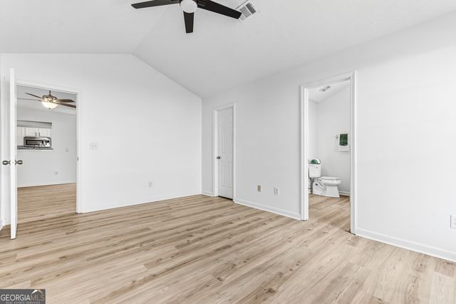 204 Apple Valley Road, Macon, GA 31217