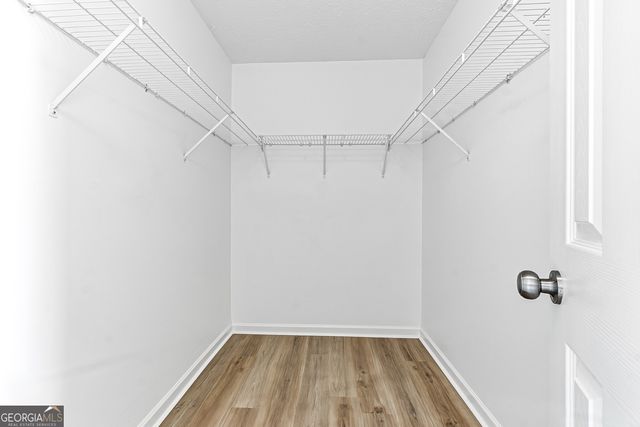 204 Apple Valley Road, Macon, GA 31217