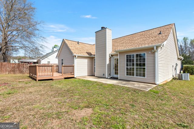 204 Apple Valley Road, Macon, GA 31217