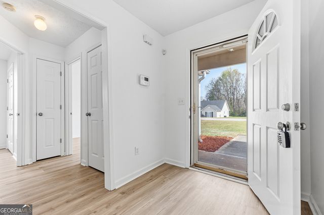 204 Apple Valley Road, Macon, GA 31217