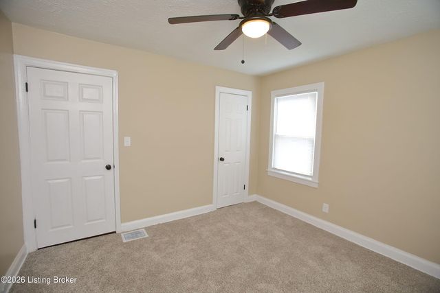 6024 Lewis Way, Louisville, KY 40272