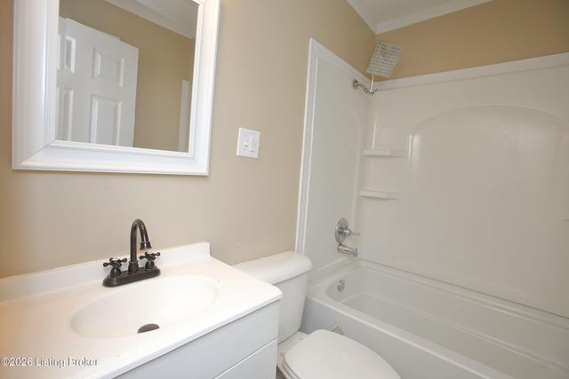 6024 Lewis Way, Louisville, KY 40272