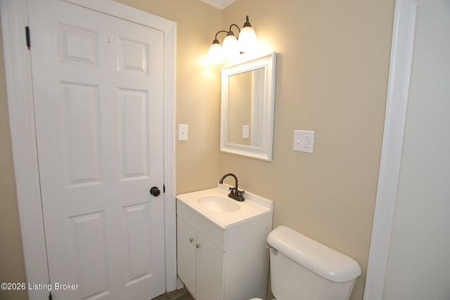 6024 Lewis Way, Louisville, KY 40272