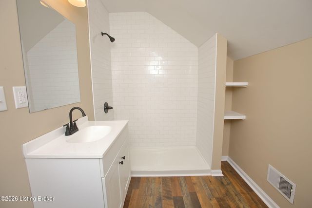 6024 Lewis Way, Louisville, KY 40272
