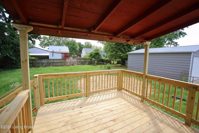 6024 Lewis Way, Louisville, KY 40272