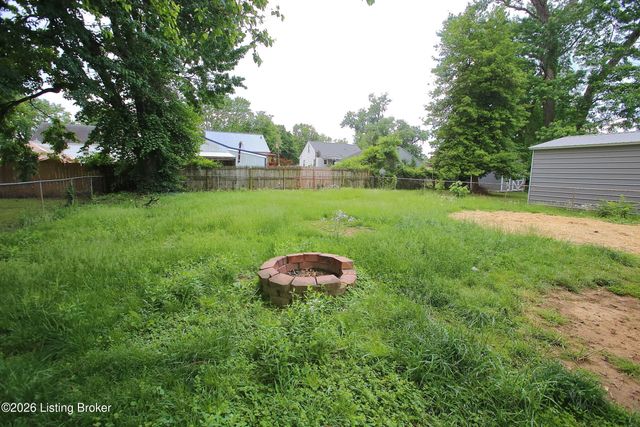 6024 Lewis Way, Louisville, KY 40272