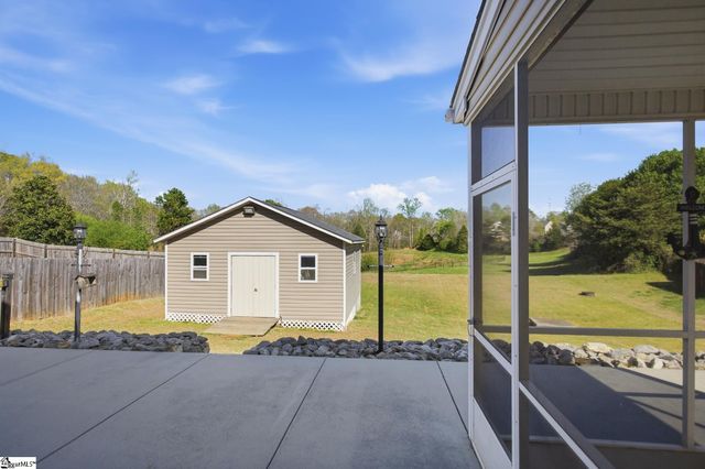 10 Crested Spring Court, Greenville, SC 29605