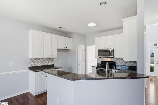 10 Crested Spring Court, Greenville, SC 29605