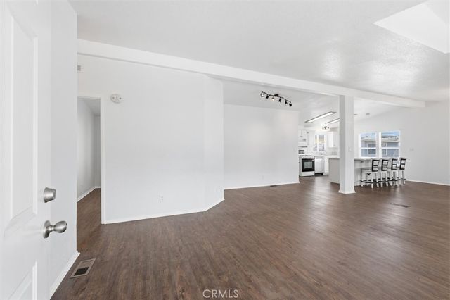 24200 Walnut Street 35, Torrance, CA 90501