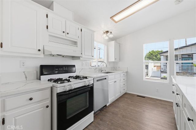 24200 Walnut Street 35, Torrance, CA 90501