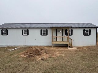 1976 Cattle Drive, Aurora, MO 65605