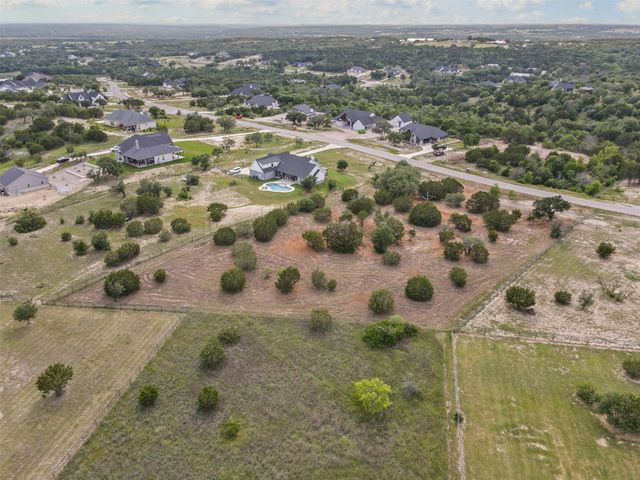 2115 Eagles Ridge Dr, Weatherford, TX 76087