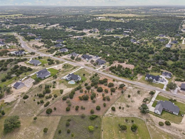 2115 Eagles Ridge Dr, Weatherford, TX 76087