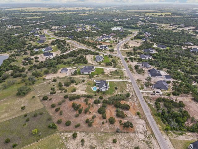 2115 Eagles Ridge Dr, Weatherford, TX 76087