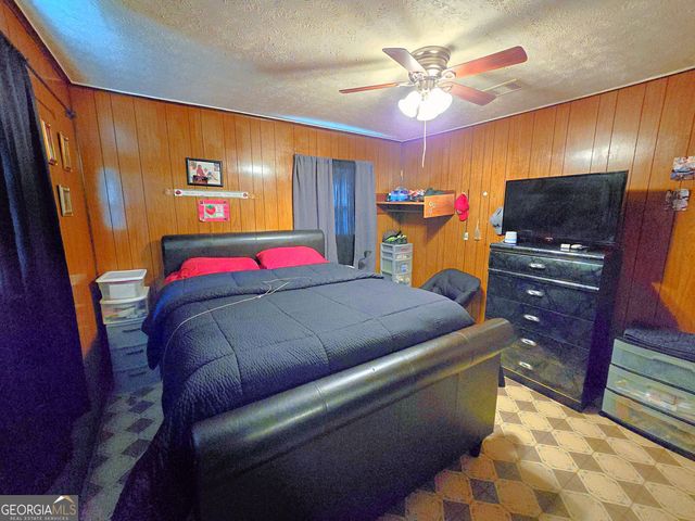 7109 Green Acres Drive SW, Covington, GA 30014