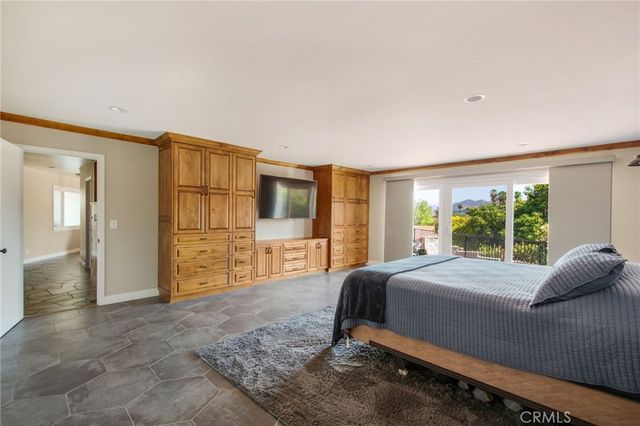 1463 S Citrus Avenue, Escondido, CA 92027
