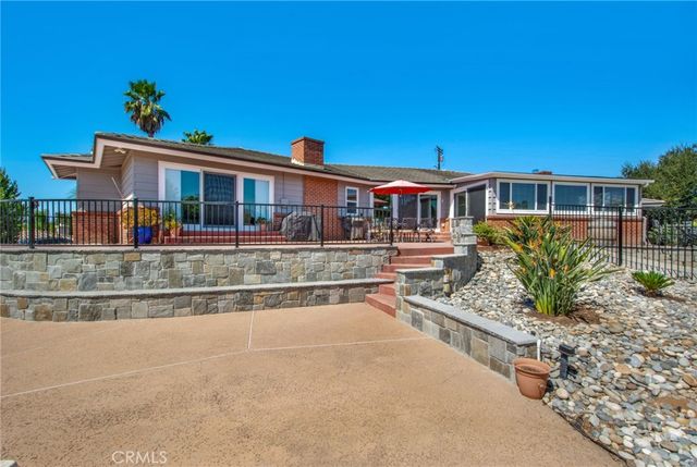 1463 S Citrus Avenue, Escondido, CA 92027