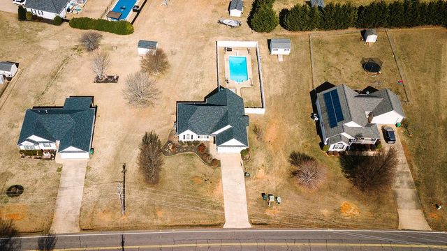 386 Grassy Pond Road, Gaffney, SC 29341